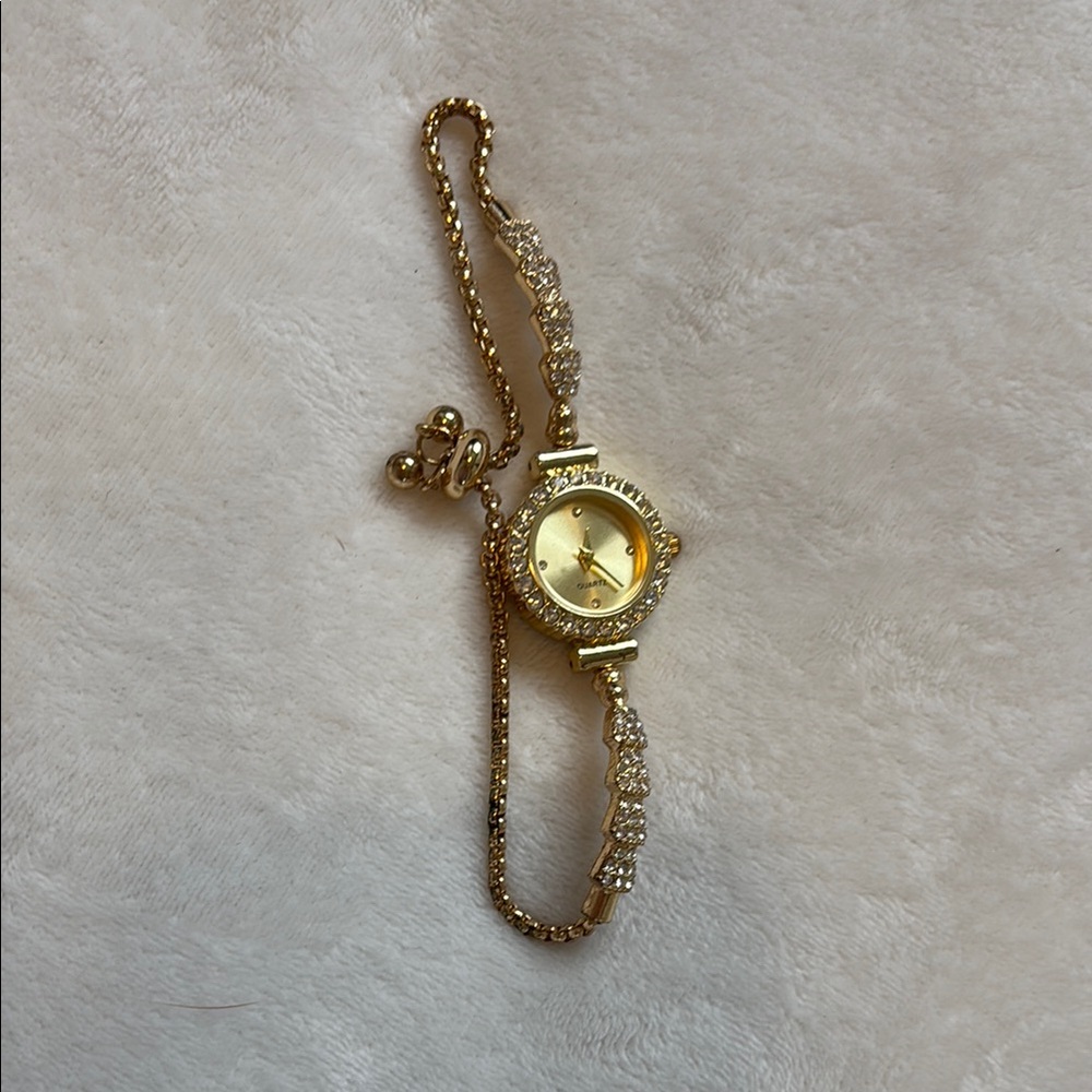 Elegant Gold Women's Watch